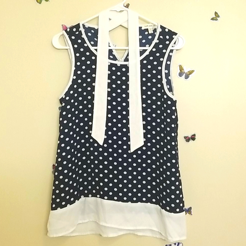Sleeveless Blouse